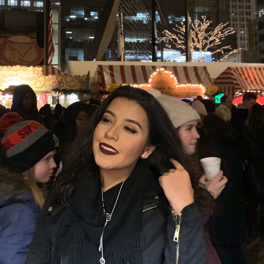 Meet your Posher, Elizabeth